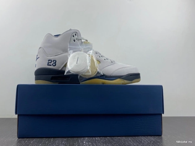 Cheap TB FZ5758-004 Ma Maniere 5 Air A WMNS x Jordan 0702